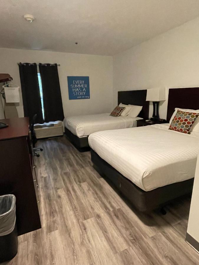 Bay Lodging Resort Пут-ин-Бей Екстериор снимка